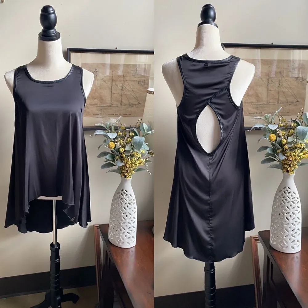 RUDSAK Black Hi/Low Silky Sleeveless Blouse w/Open Back (Size: Small) - Picture 12 of 14